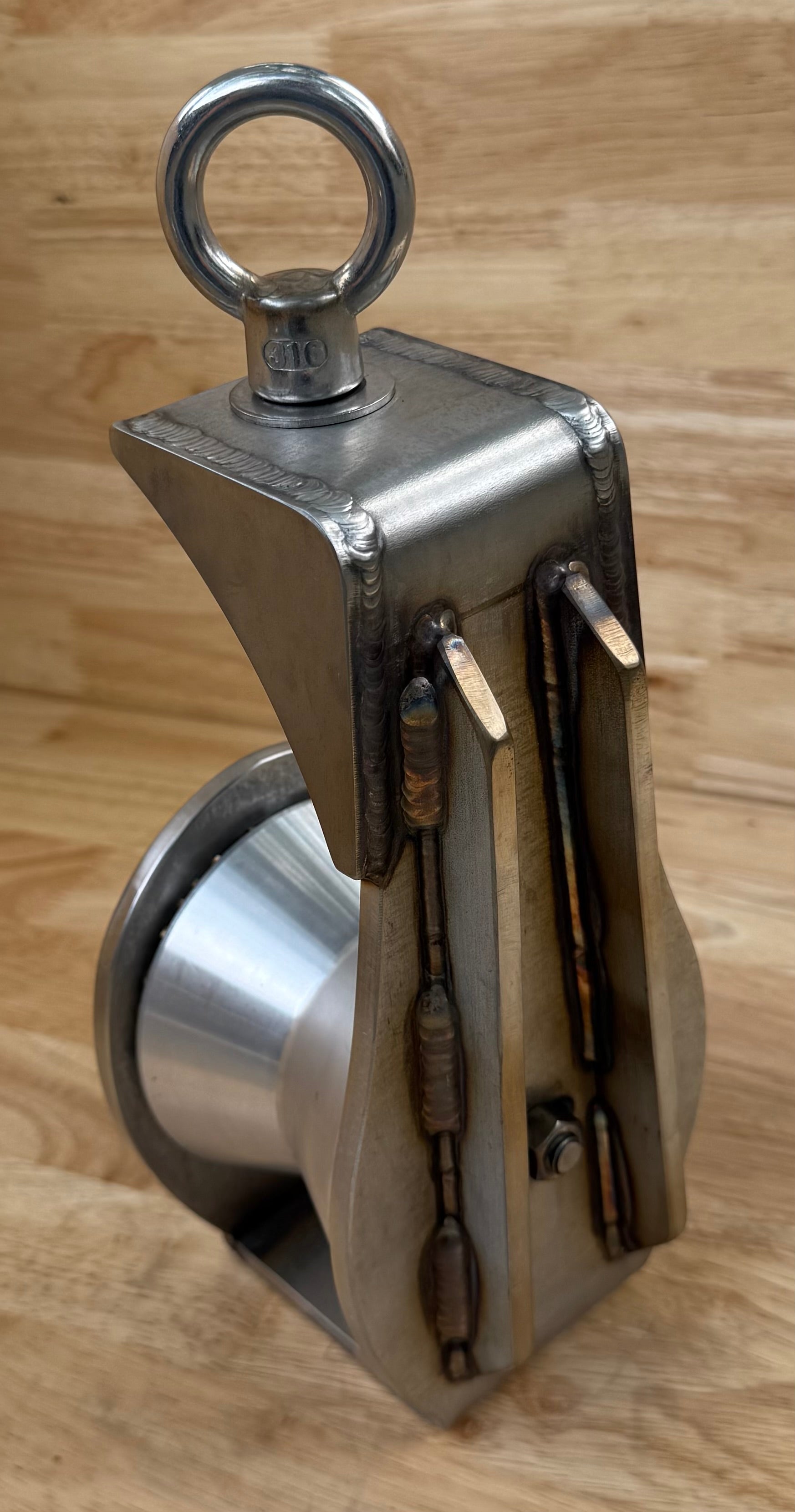 4” Lo-Lip Stainless Steel Block w/ Eye Bolt